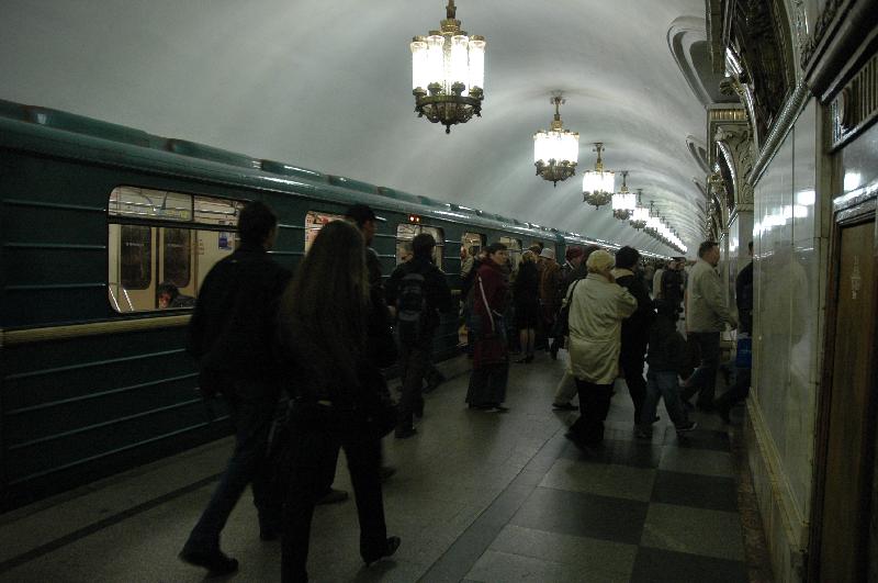 200704-Moskau-017-MetroProspektMira 