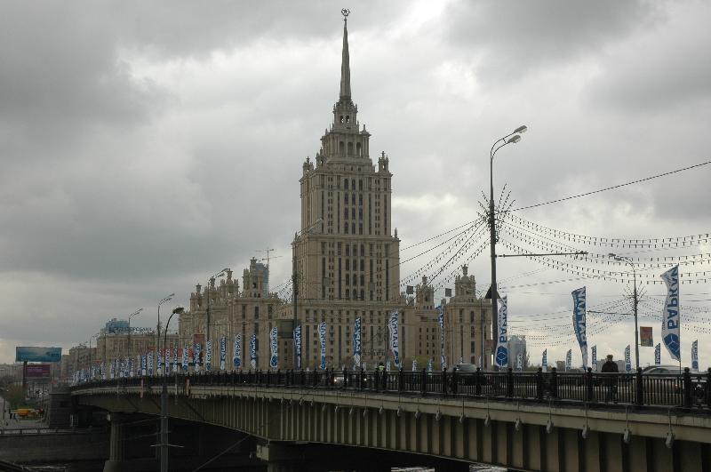 200704-Moskau-044-IrrwegZumKreml 