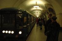 200704-Moskau-013-MetroNovoslobodskaya 